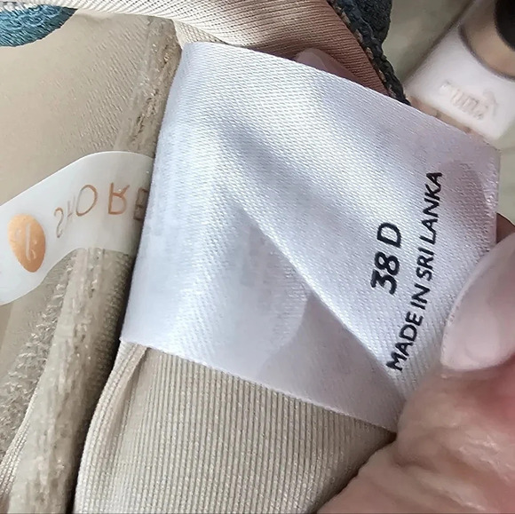 Shade & Shore set Twist-Front Crepe Bandeau Bikini & High Waist Cheeky bottom - Picture 9 of 12